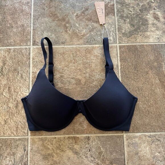 Skims Fits Everybody Plunge Bra Onyx Size 36DDD - Picture 2 of 10